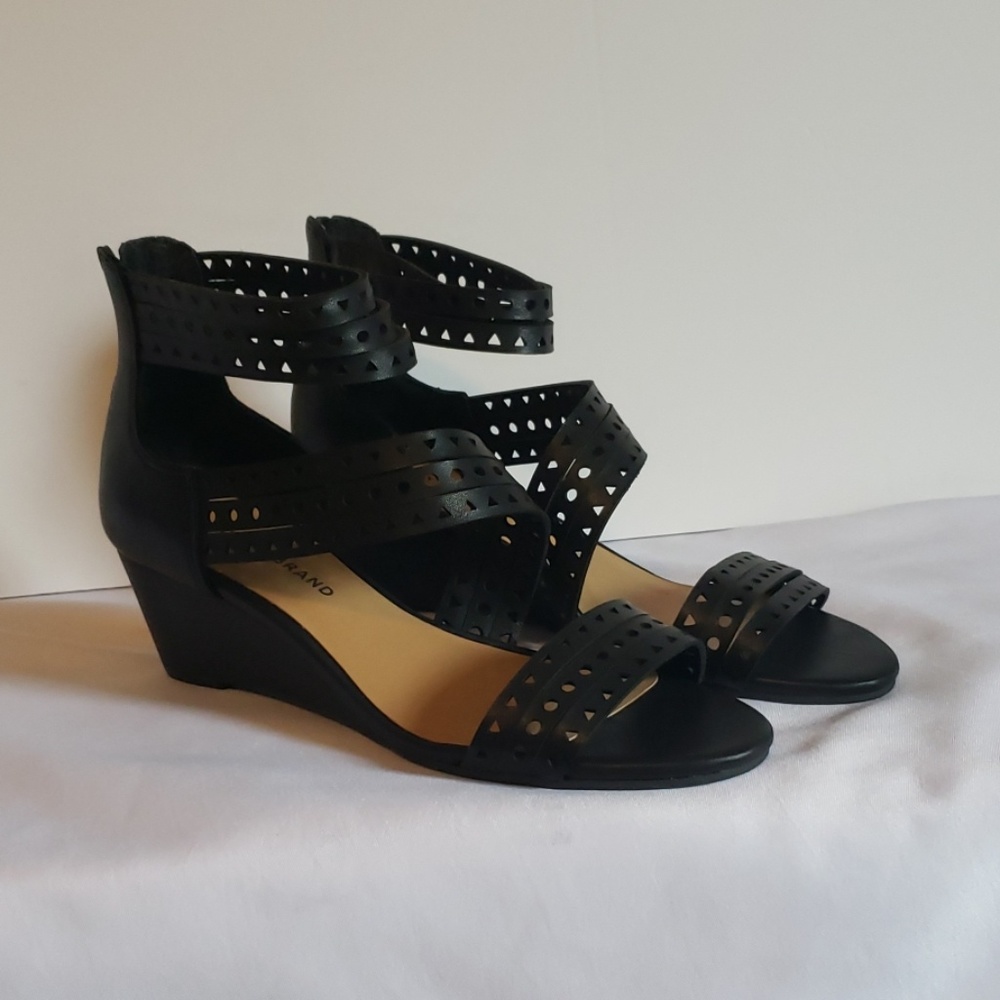 NWT LuckyBrand Jaleela black leather sandals
